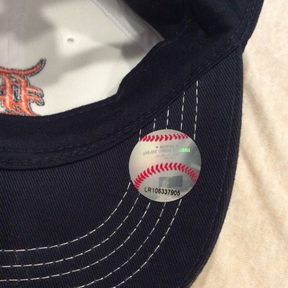 Detroit Tiger Baseball Cap - Picture 3 of 4